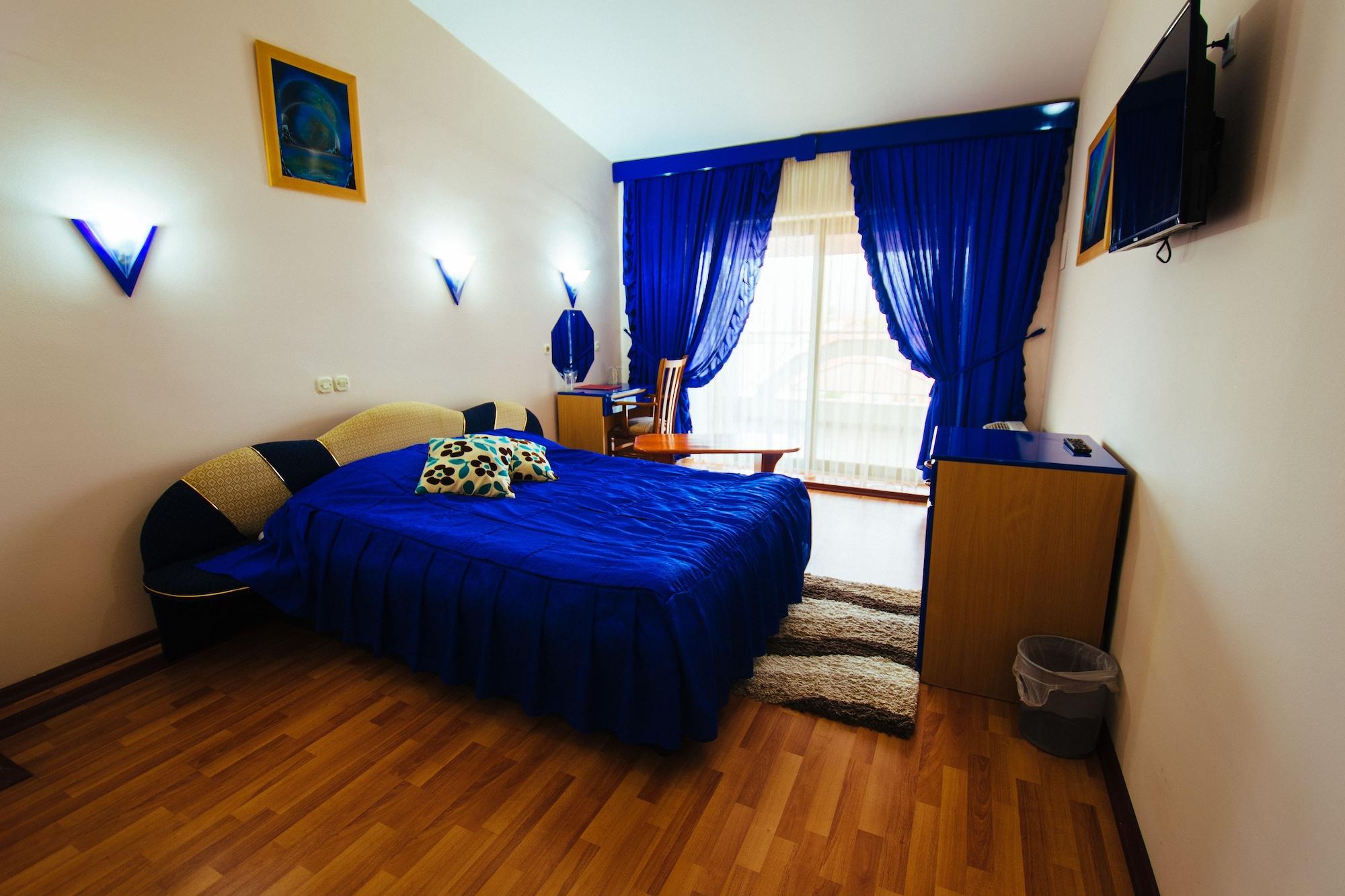 Hotel Kristal Palas Prilep Bagian luar foto